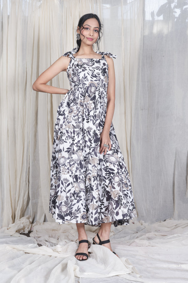 Cotton Mull Dress with Shoulder Knot Pattern